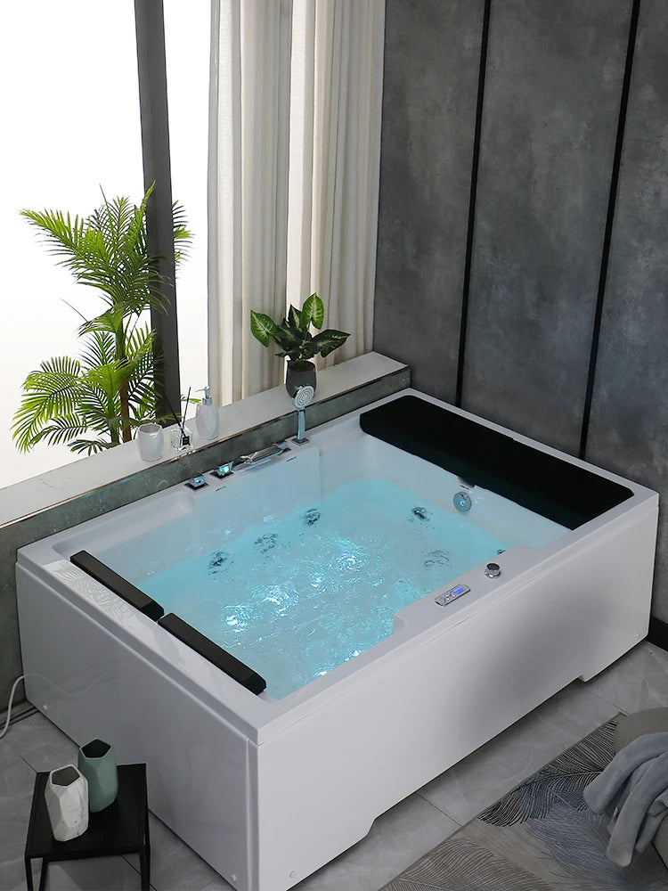 Double heated bathtub super large constant temperature