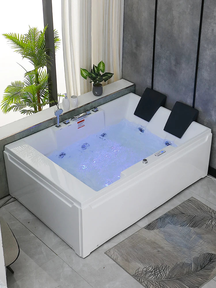 Double heated bathtub super large constant temperature